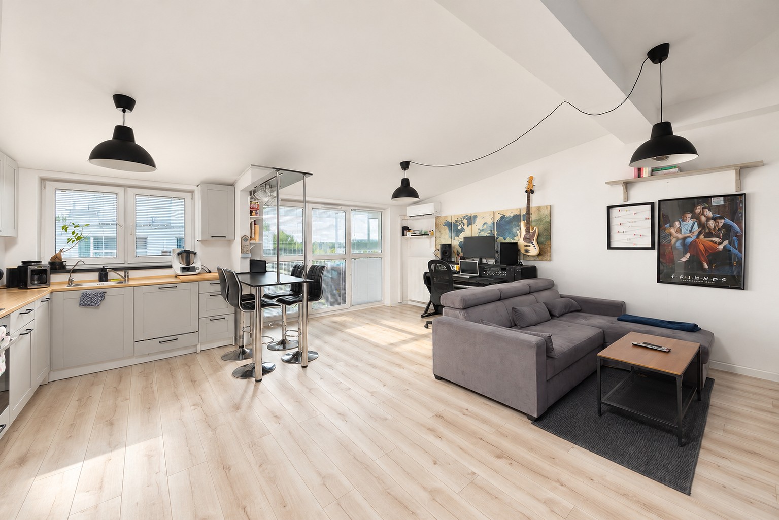 Mieszkanie na sprzedaż Warszawa Białołęka Salon